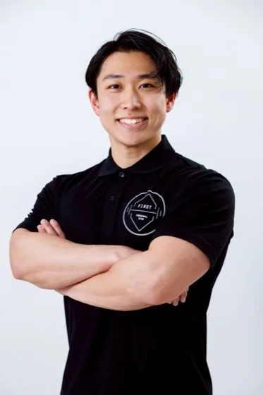 トレーナー 西村